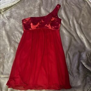 Elegant Red One-Shoulder Dress
